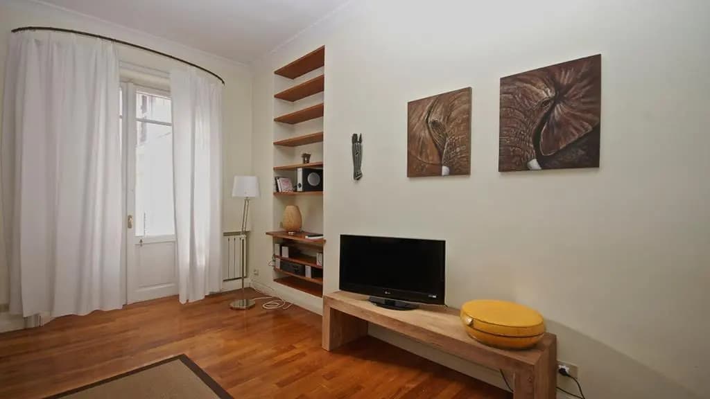 Colosseum Apartment - photo 4