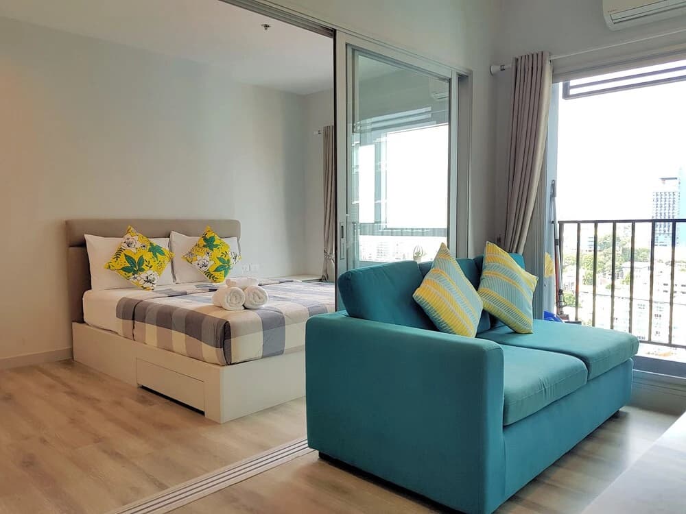 1BR Centric Sea 102 With Infinity Pool - photo 4