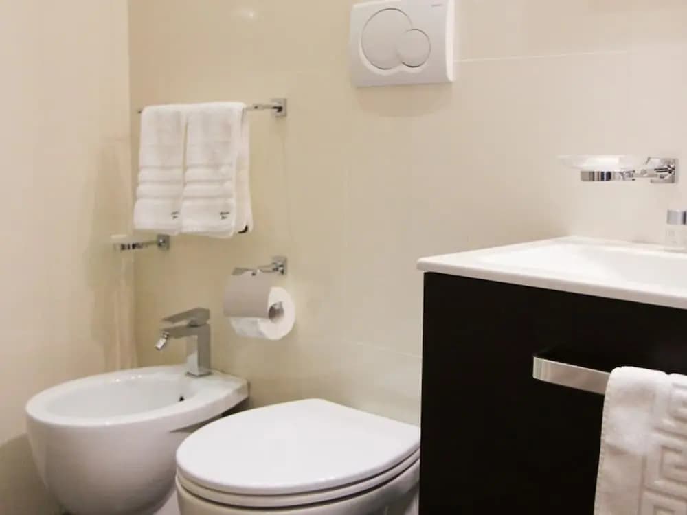 Rome Armony Suites - Classic Double 2 - photo 8