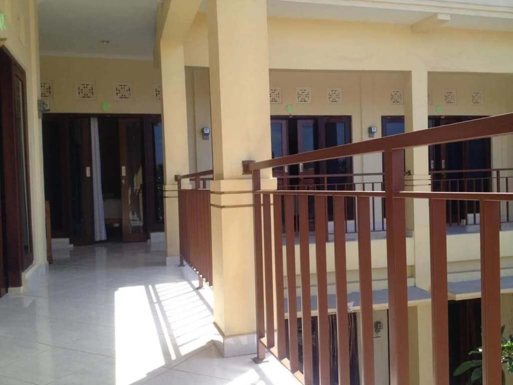 Sari Buana Bed & Breakfast - photo 12