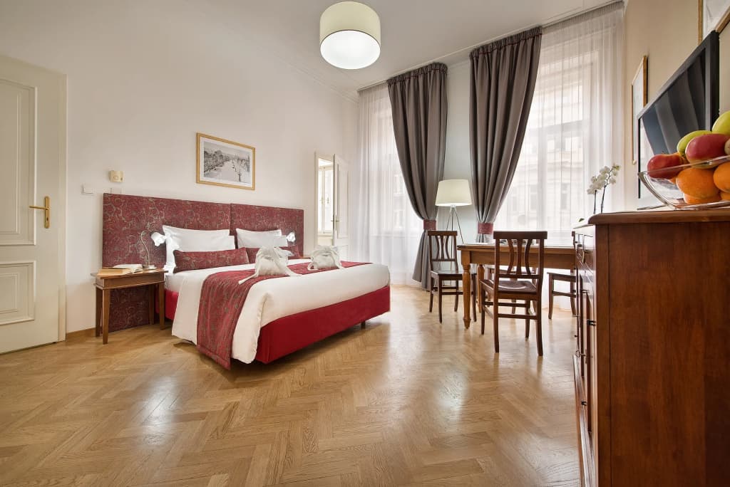 Hotel Suite Home Prague - photo 3