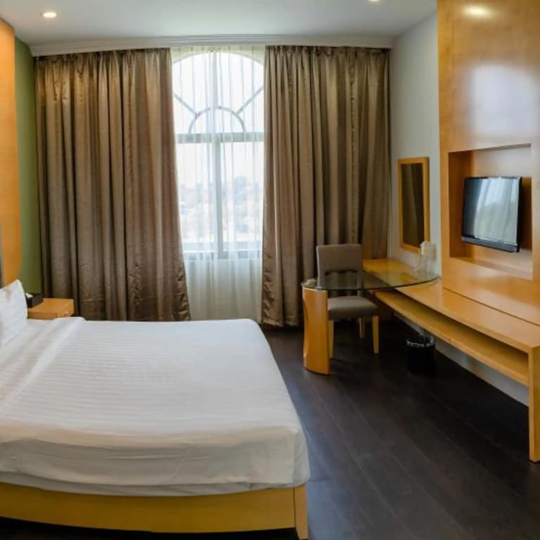 Seri Simanggang Hotel - photo 40