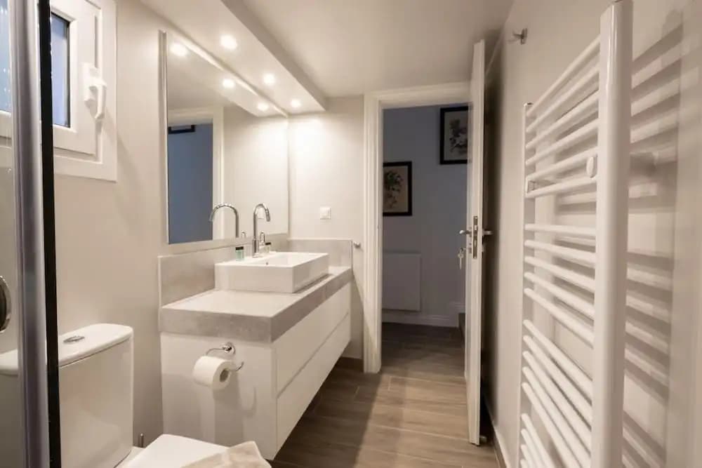 Plaka s Privileged Accommodation - photo 16