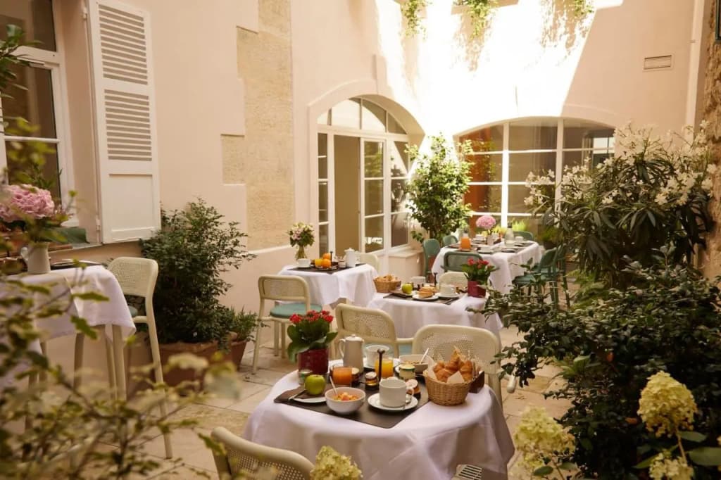 Hotel Le Clos Medicis - photo 21