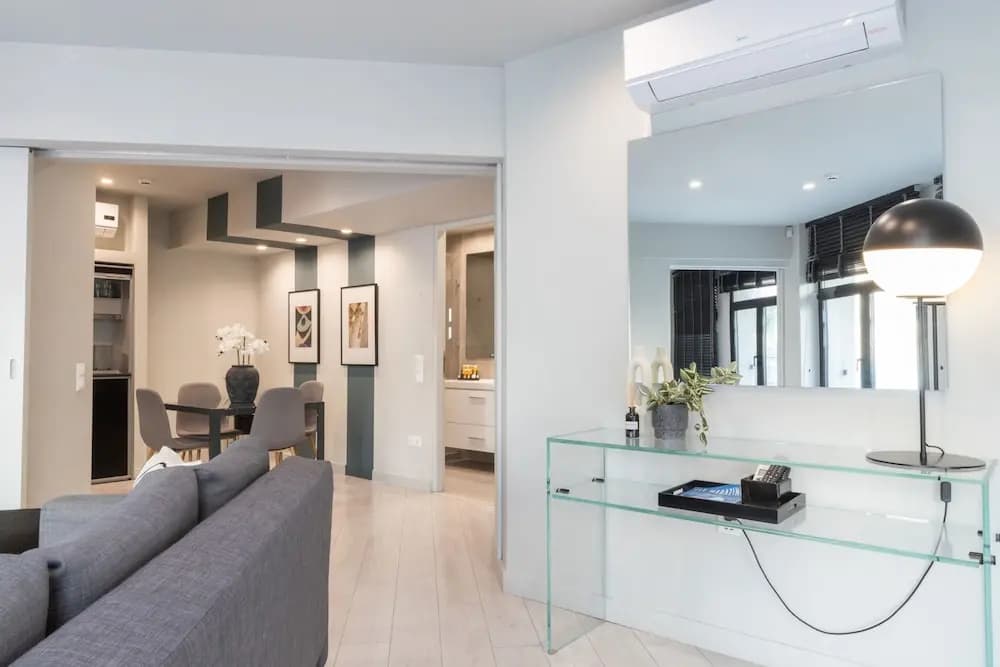 Fantastic Central Athens Suite With Rooftop Deck - photo 2