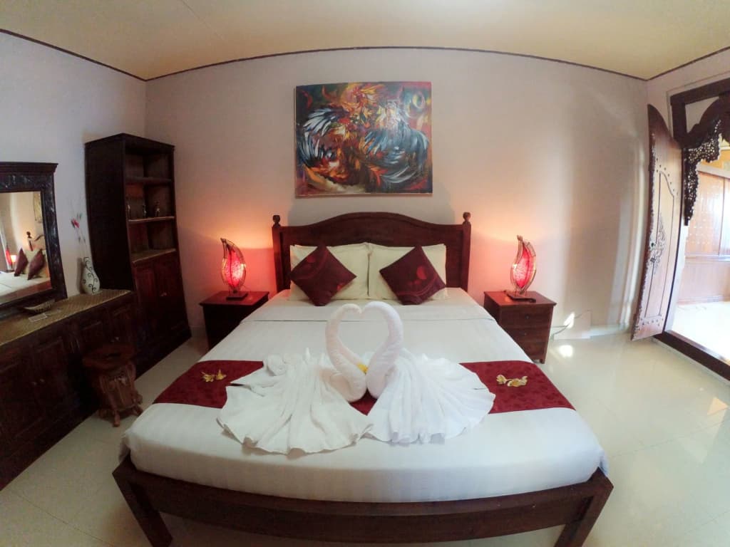 Svaha Guest House - photo 2