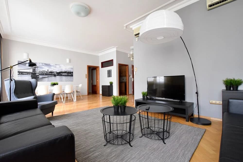 Hi5 Apartments - Luxury Suites - photo 2