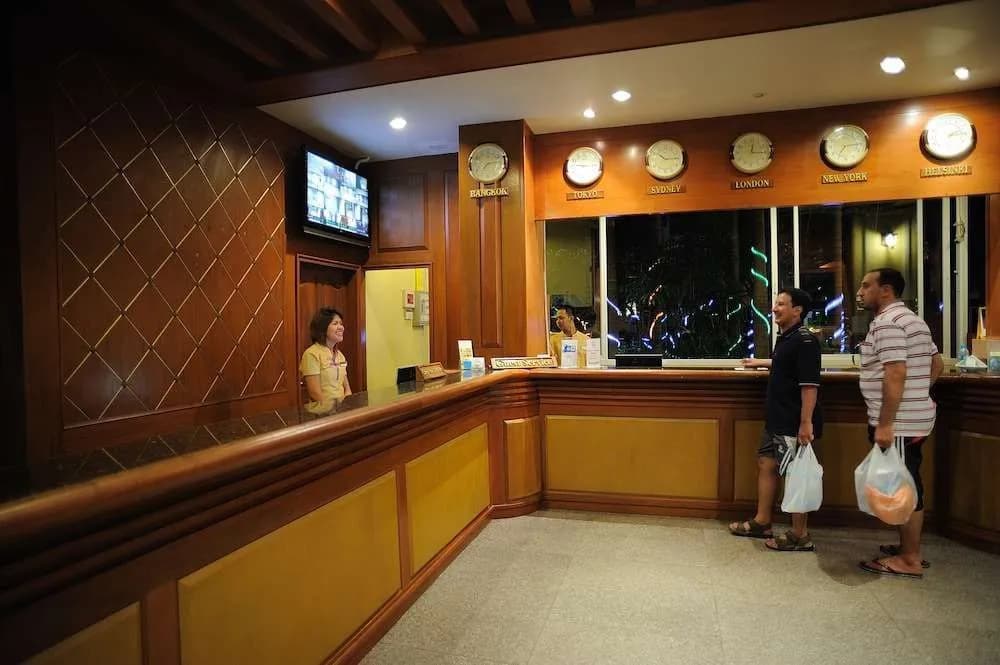 B Buri Hotel - photo 15