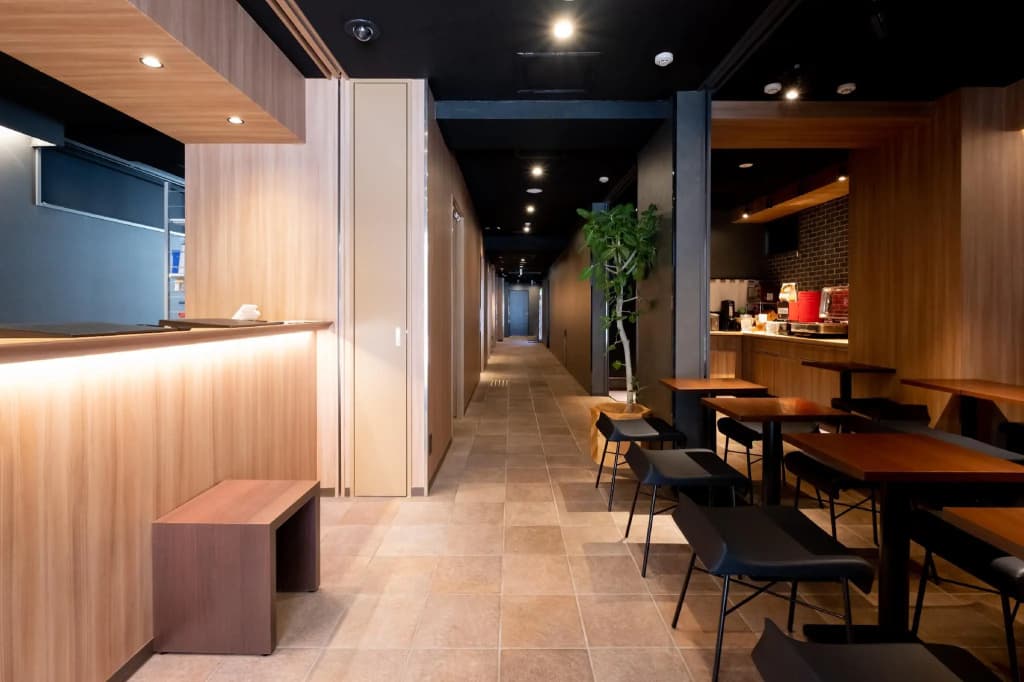 Nipponbashi Crystal Hotel - photo 14