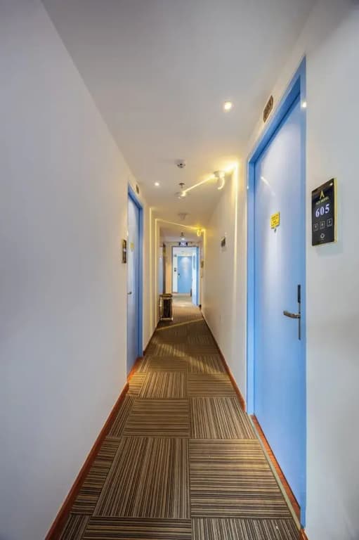A25 Premium Hotel - 277 Le Thanh Ton - photo 17