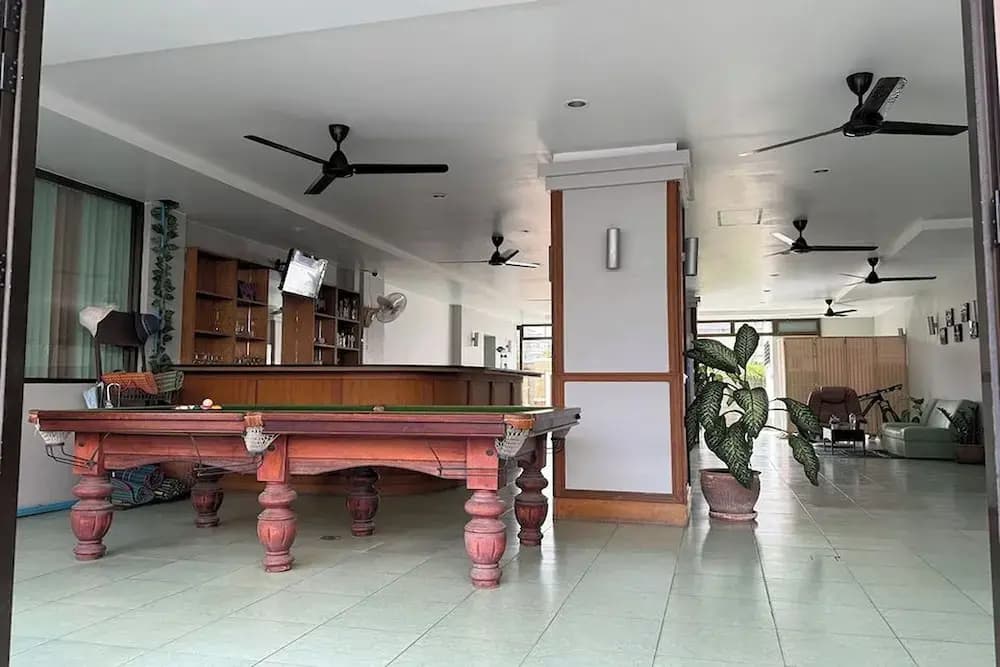 Emerald Hotel Chonburi - photo 12