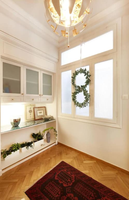 Chloe Boutique Apartments Metropolis - photo 11