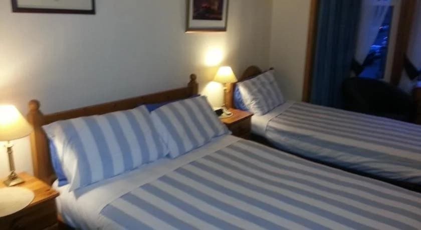 Smiths Guest House - photo 5