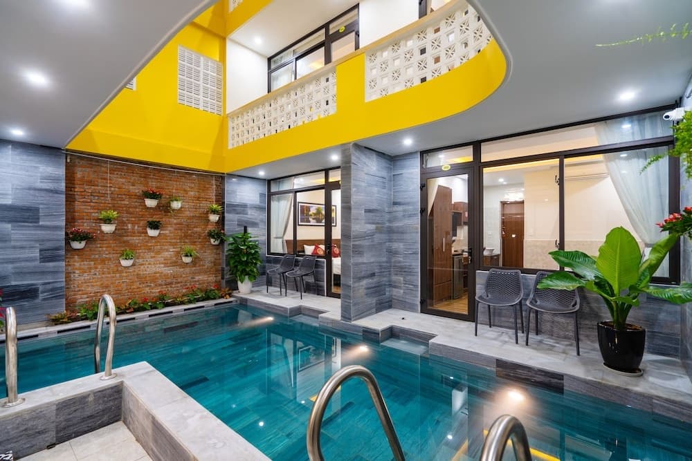 The Lit Villa - photo 17