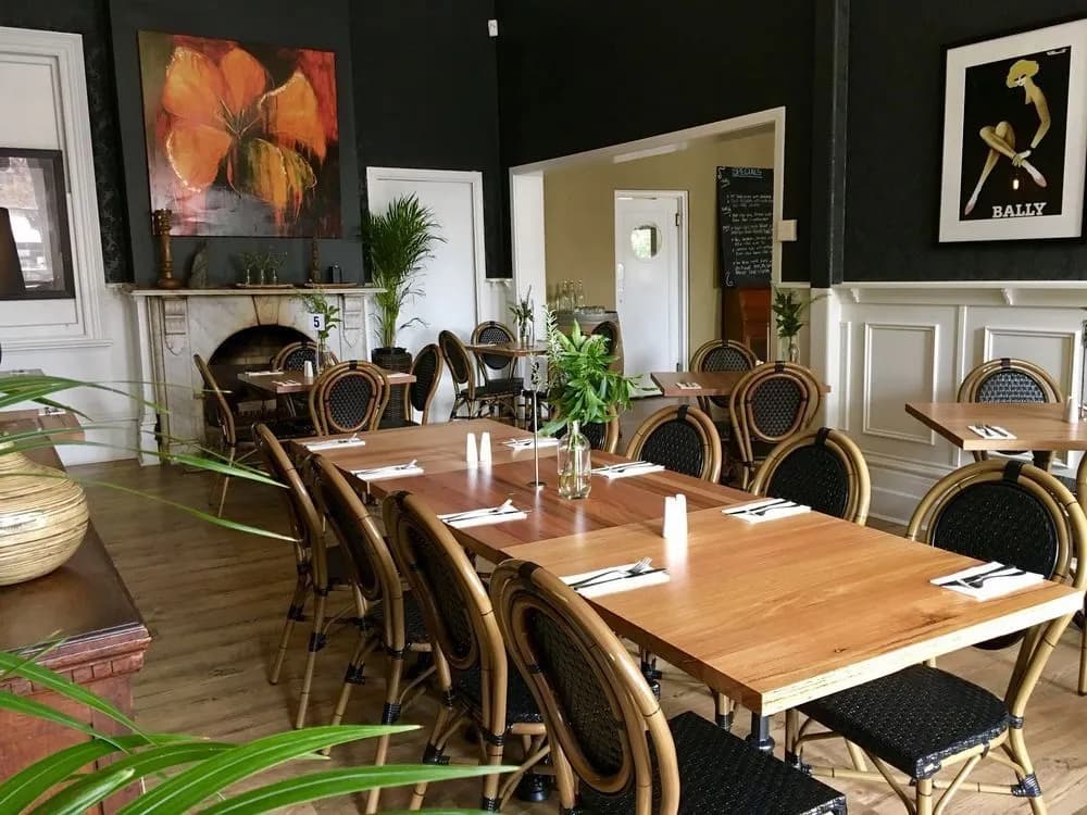 Healesville Garden Accommodation — The Grand Hotel - photo 18