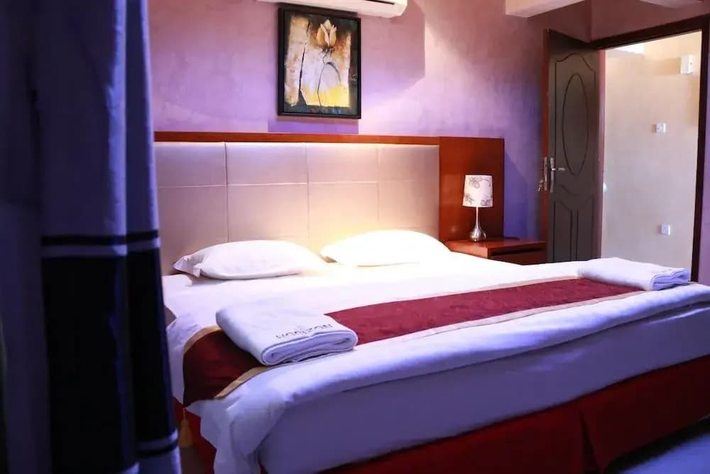 Horizon Hotel Apartments - photo 7