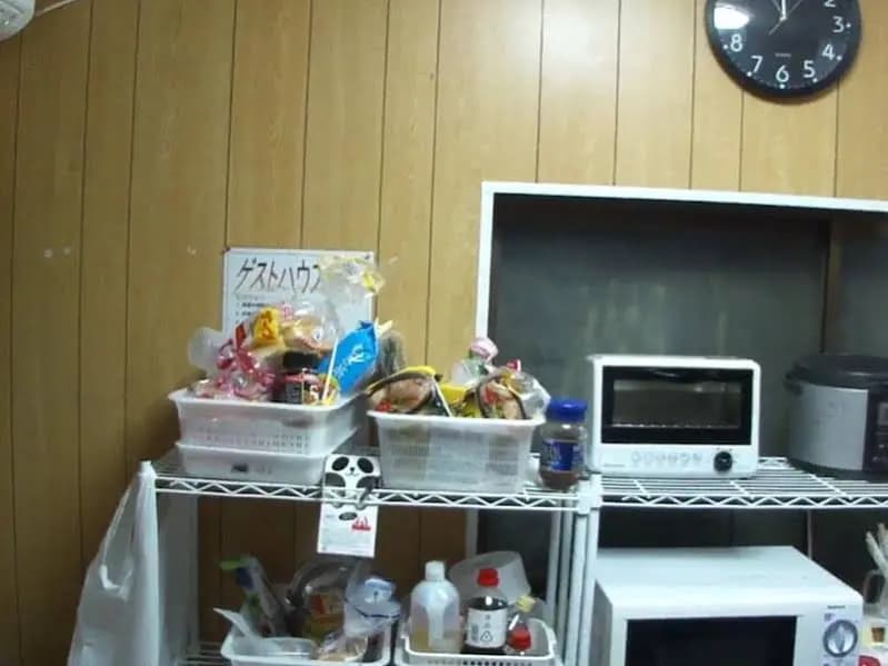 Naniwa Nishi Downtown Hostel - photo 2
