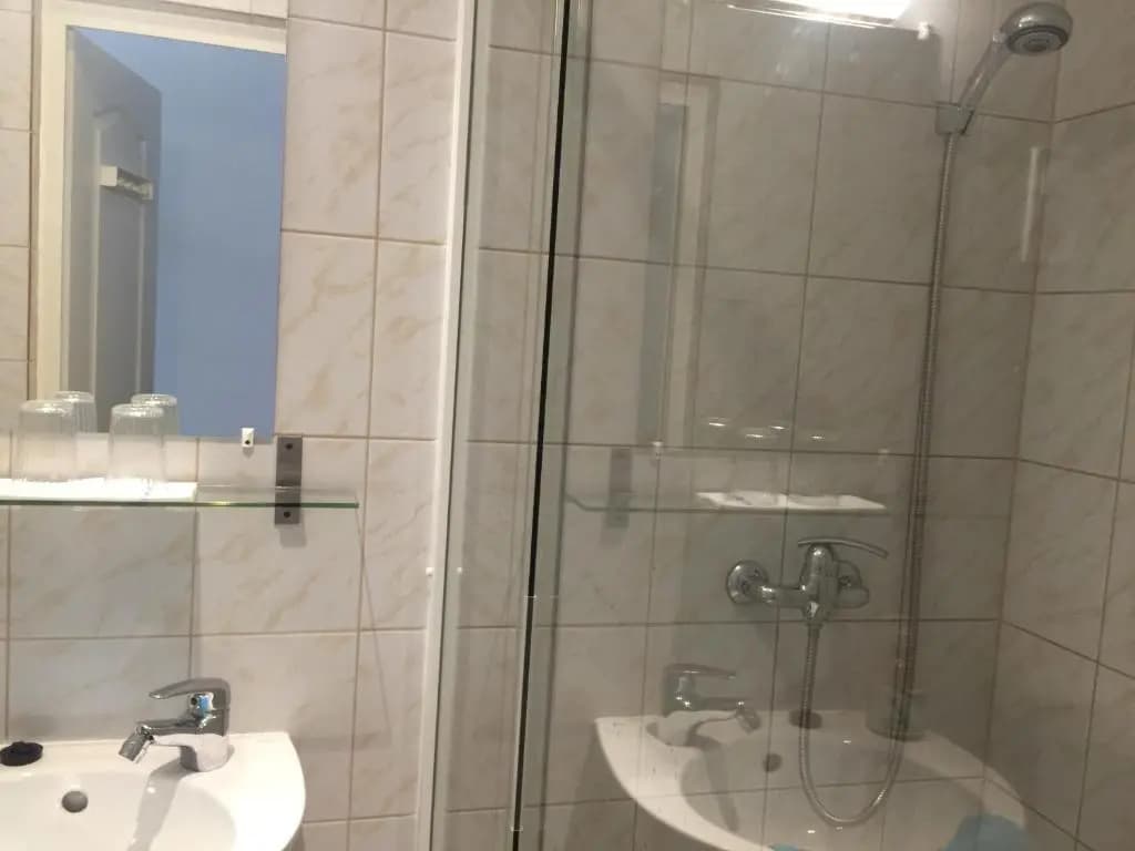 Capital Guesthouse Budapest - photo 7
