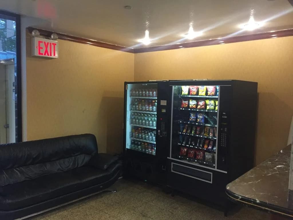 Flushing Motel - photo 7