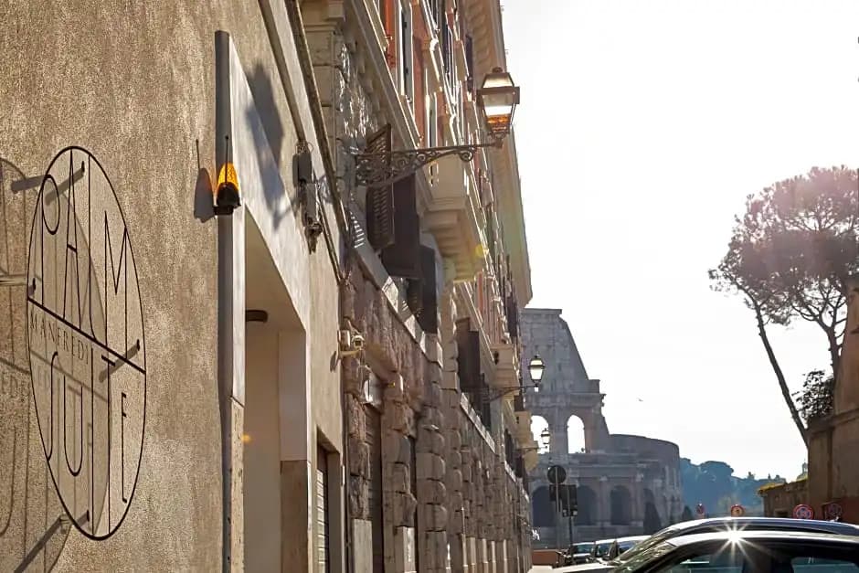 Manfredi Palm Suites - photo 1