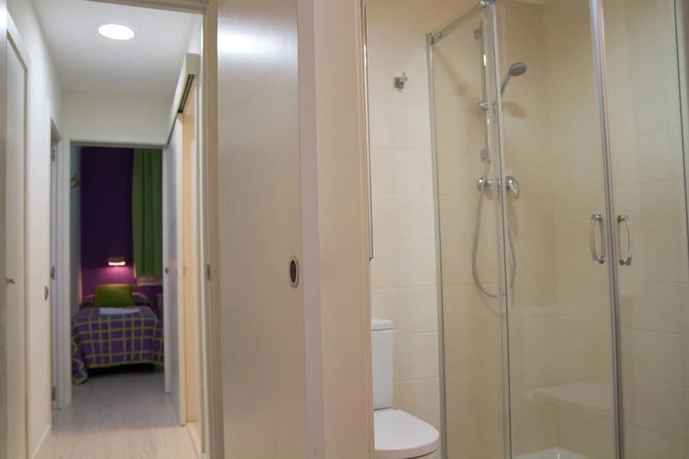 BBarcelona Modern Eixample Apartment - photo 8