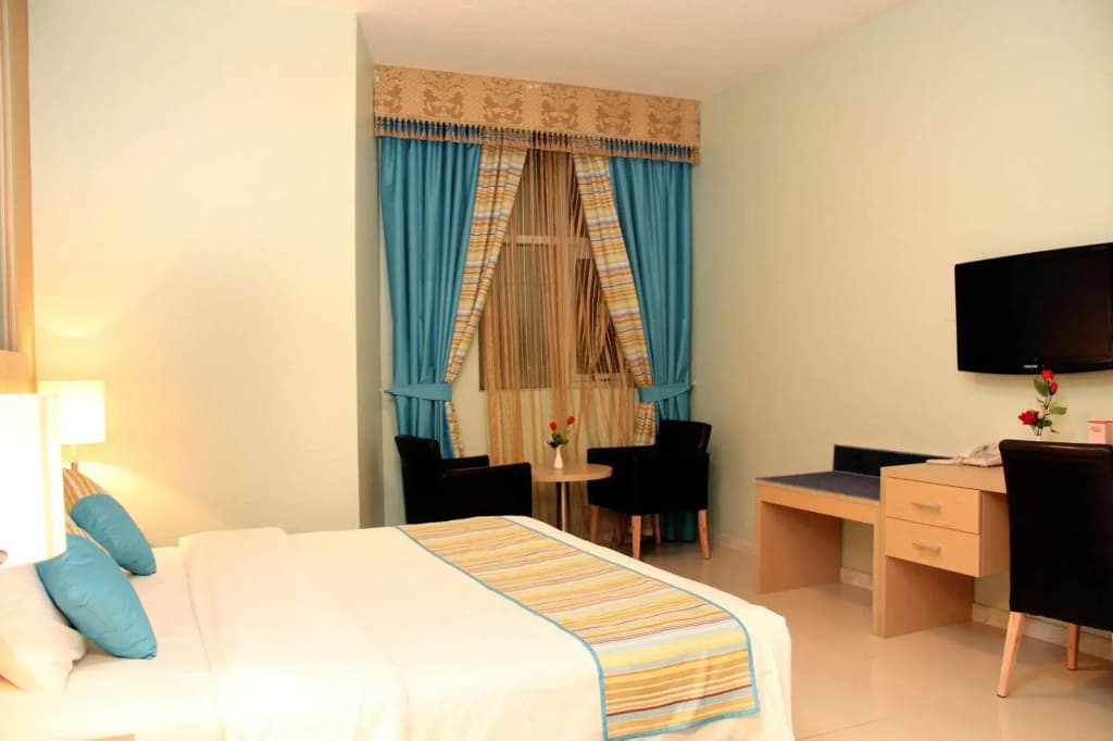 Fortune Hotel Apartments - photo 3