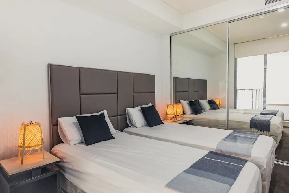 mascot apartment - photo 2