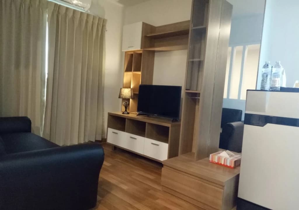 Infinity Holiday Inn Bangkok - photo 2