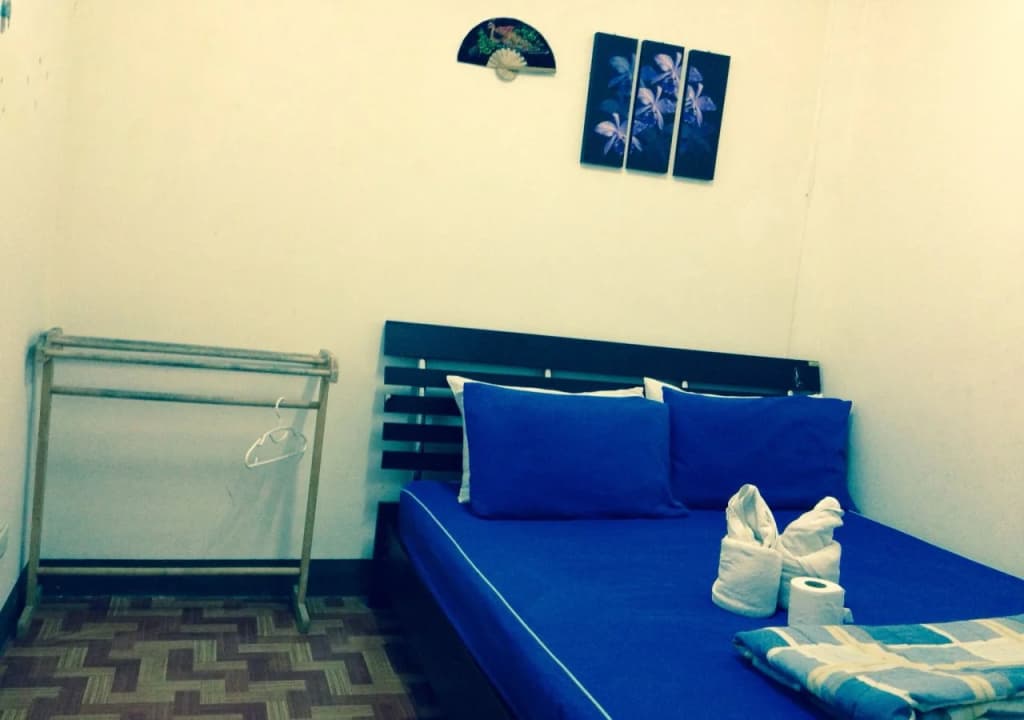 7 Century House - photo 9
