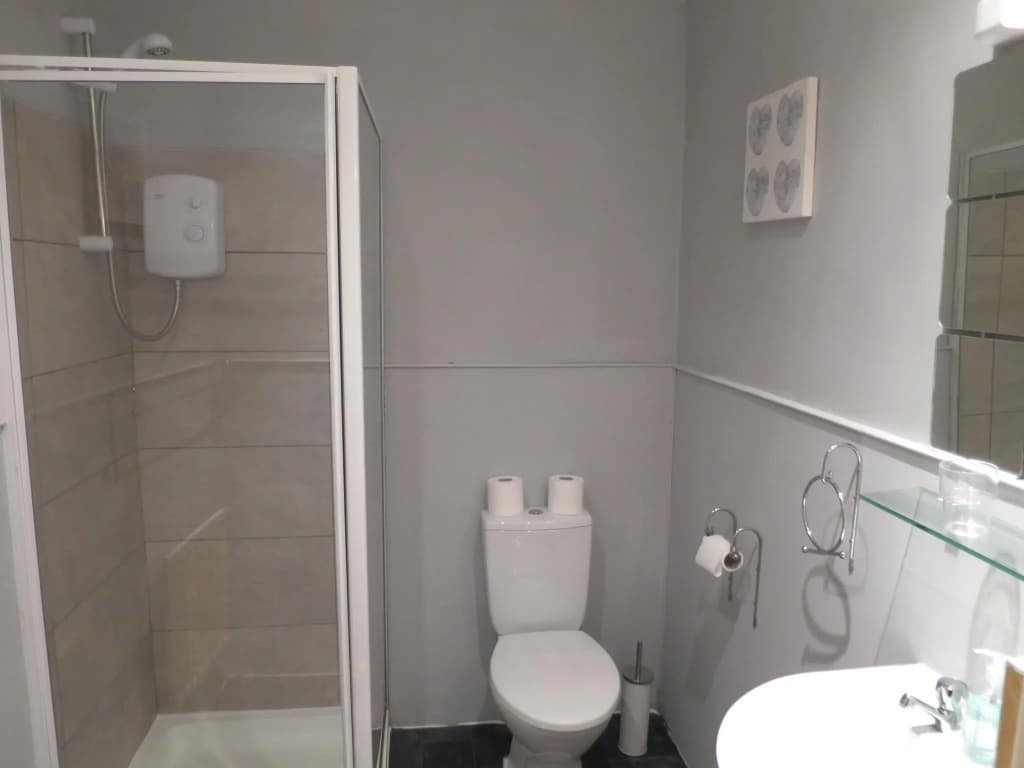 Thornfield Guest House - photo 7