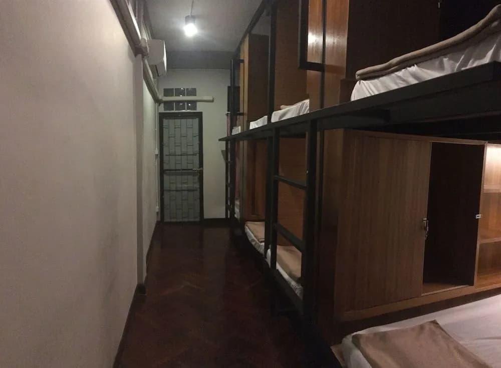 OYO 612 Hansa Hostel - photo 6
