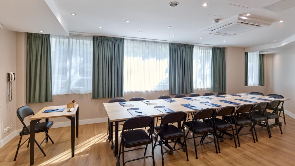 Campanile PRIME - Paris 14 Maine Montparnasse - photo 20