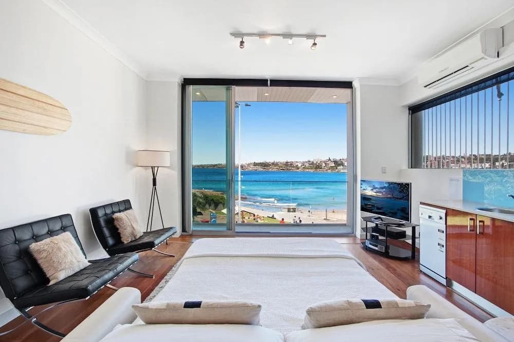 Bondi Vista Beachfront Apartment - photo 6