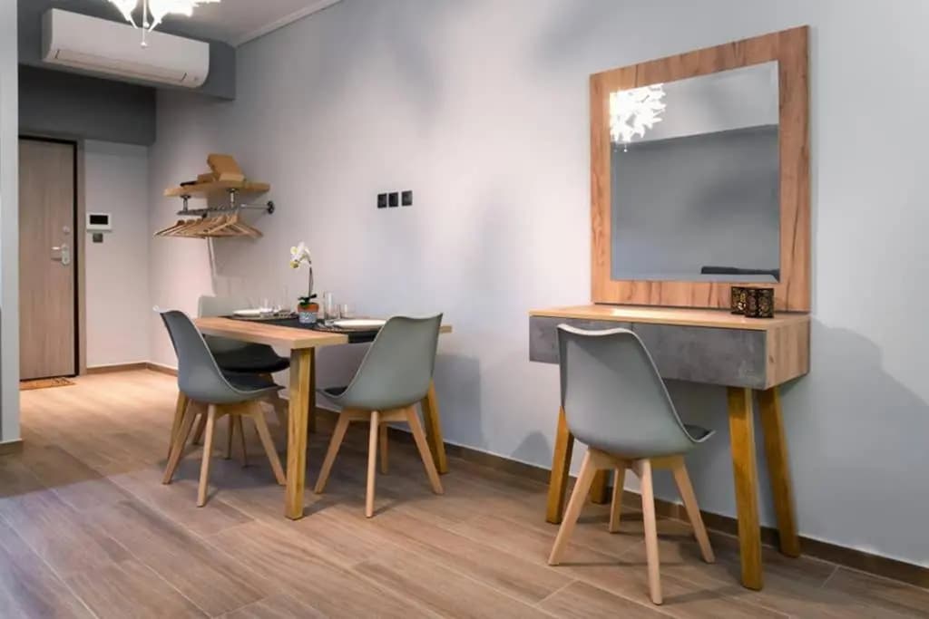 Superb suite on Aiolou street - photo 6