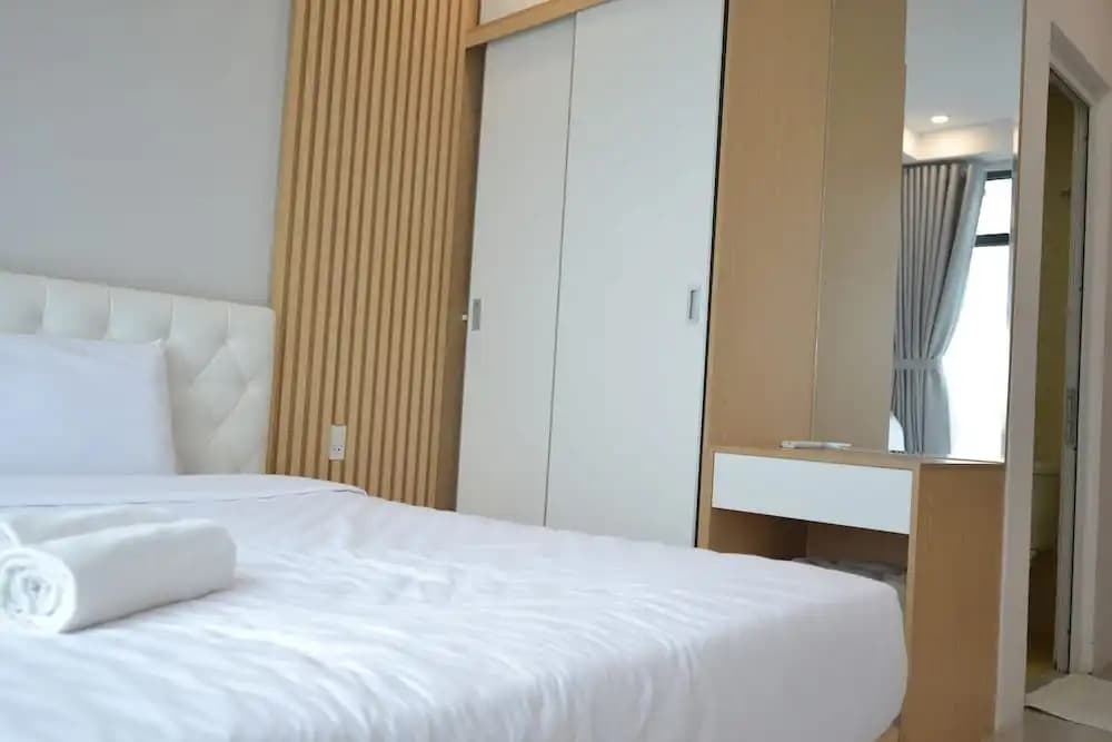The Crystal Apartment - photo 3