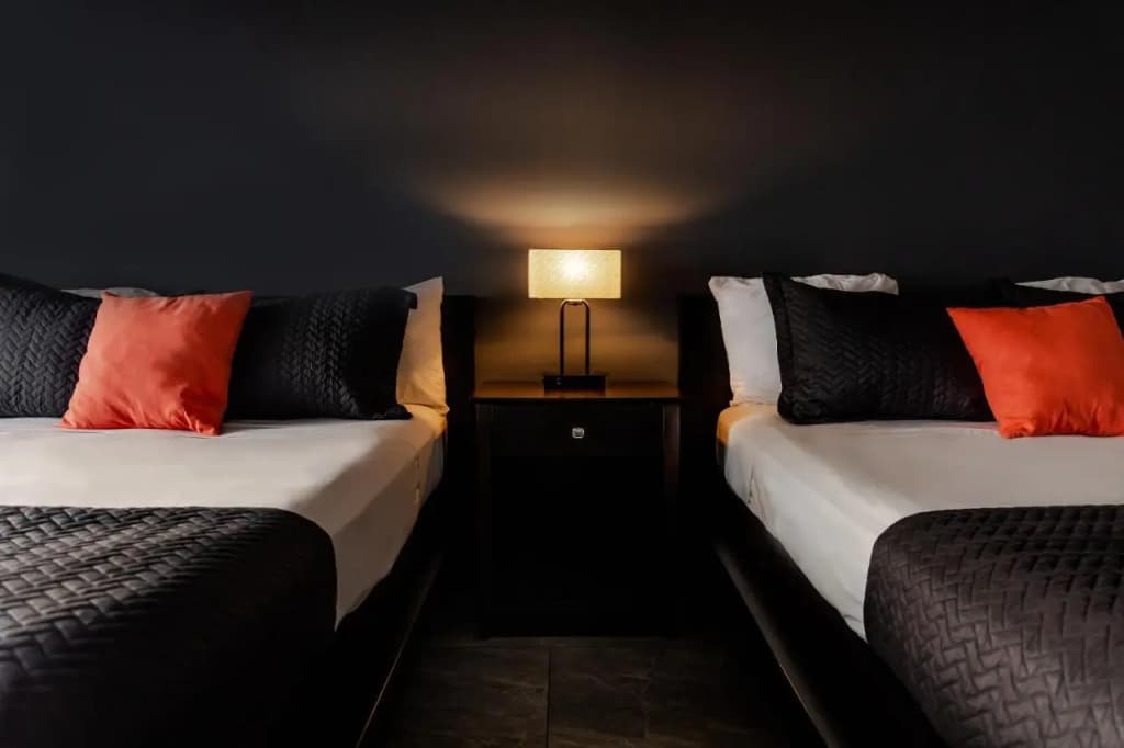 Up Midtown Hotel - photo 22