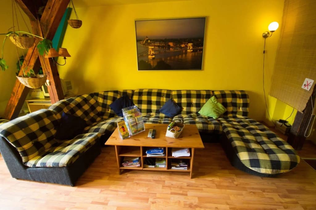 7x24 Central Hostel - photo 6