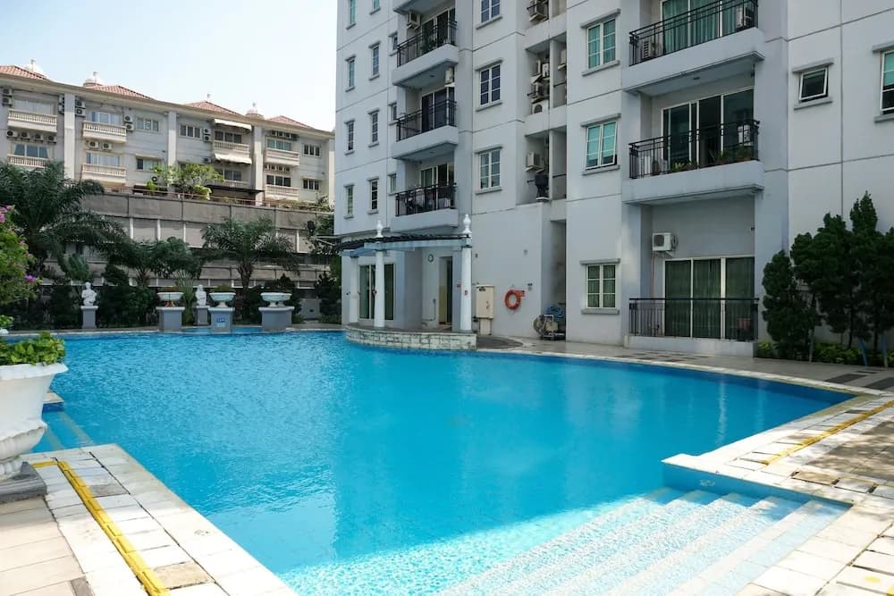 Spacious 3BR MOI Apartment Kelapa Gading - photo 13