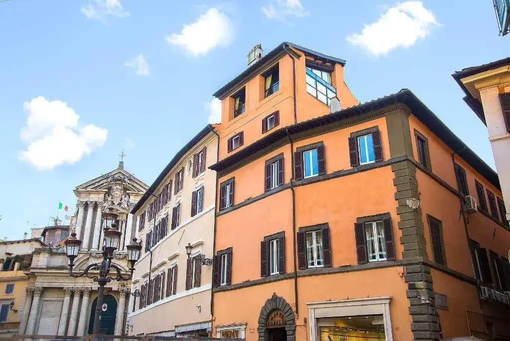Hotel Fontana - photo 1