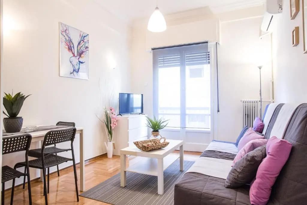 Cute flat in Central Athens - photo 3