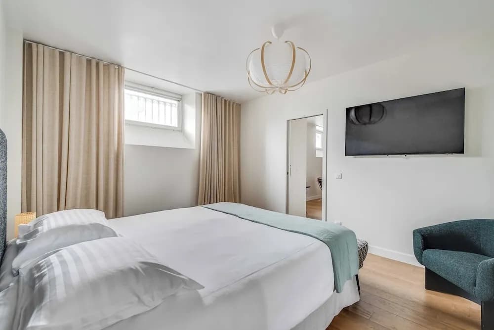 Spacious Apartment a/c 1br/2p - Notre-dame - photo 4