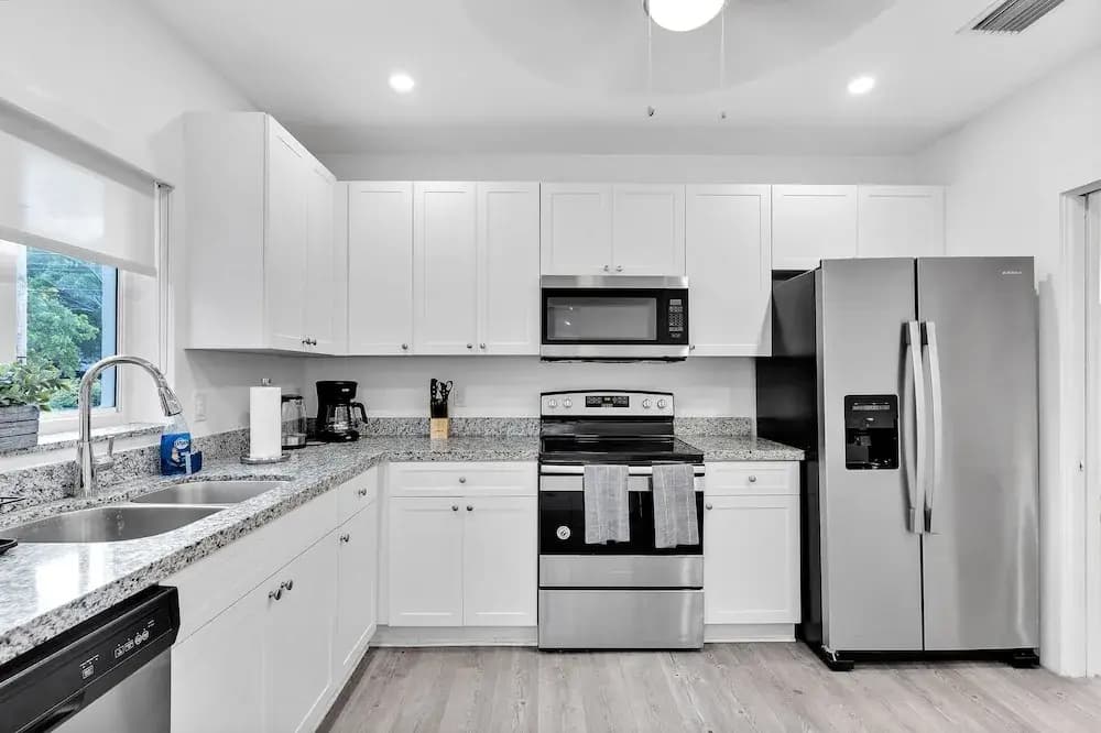Superior Design District 3BD Home - photo 23