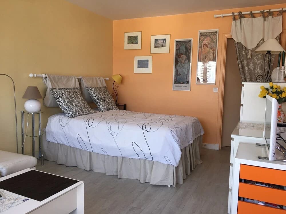Sunny and Spacious Appartment, 44 Sqm, Great View, Wifi, Tv, - photo 8