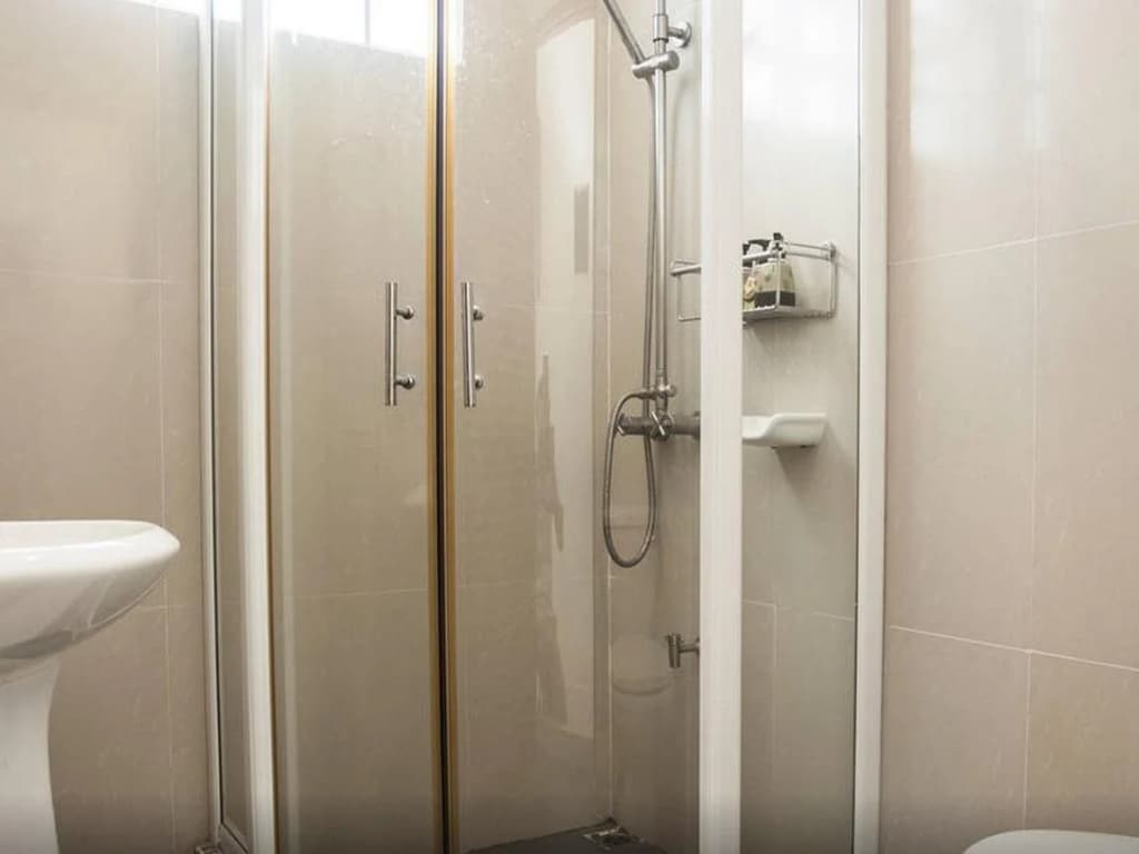 At 1150 villa - photo 11
