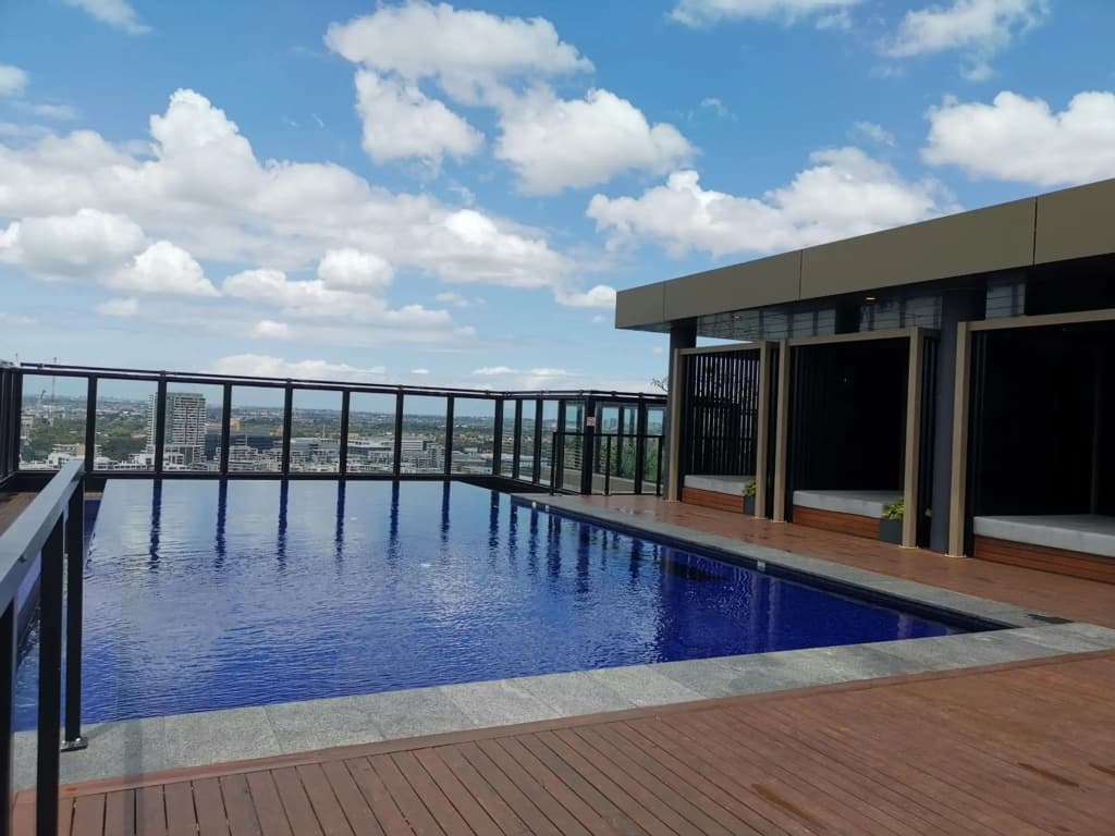 Wentworth Point Oversized balcony view apartment - photo 21