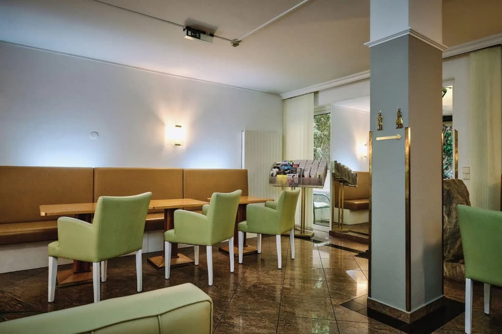 Hotel Deutschmeister - photo 17