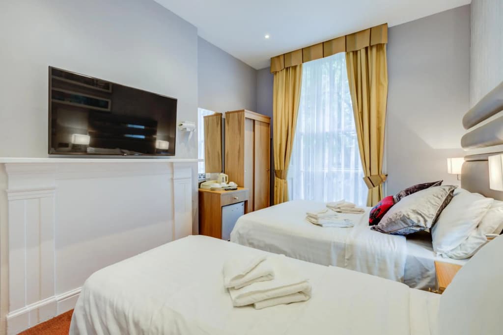 Admiral Hotel at Park Avenue - photo 6