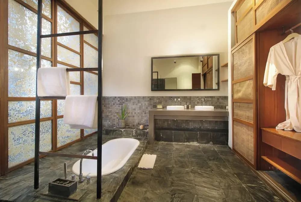 Tegal Sari Accomodation - photo 2