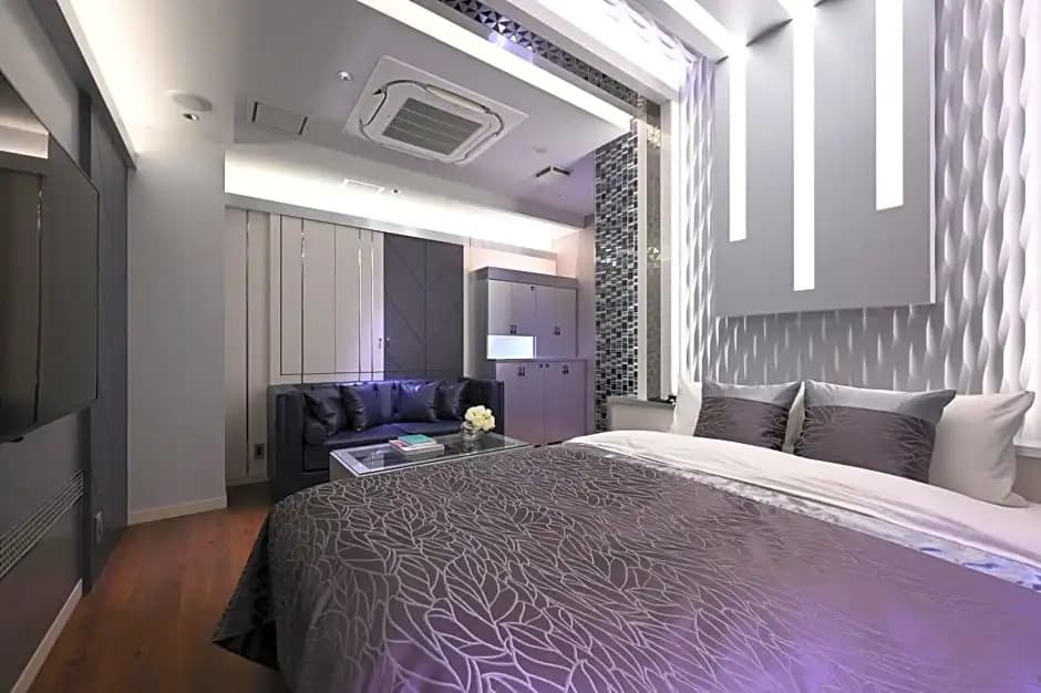 Hotel Varkin Annex - photo 2