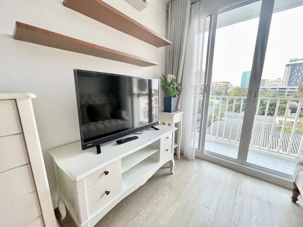 The Town Condo - photo 8